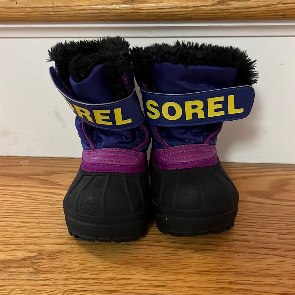 Sorel toddler size 5 snow boots